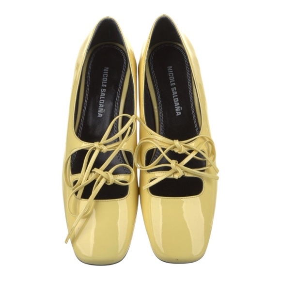 NIB Nicole Saldana Isabel Pale Yellow Patent Leather Pumps Size: 8